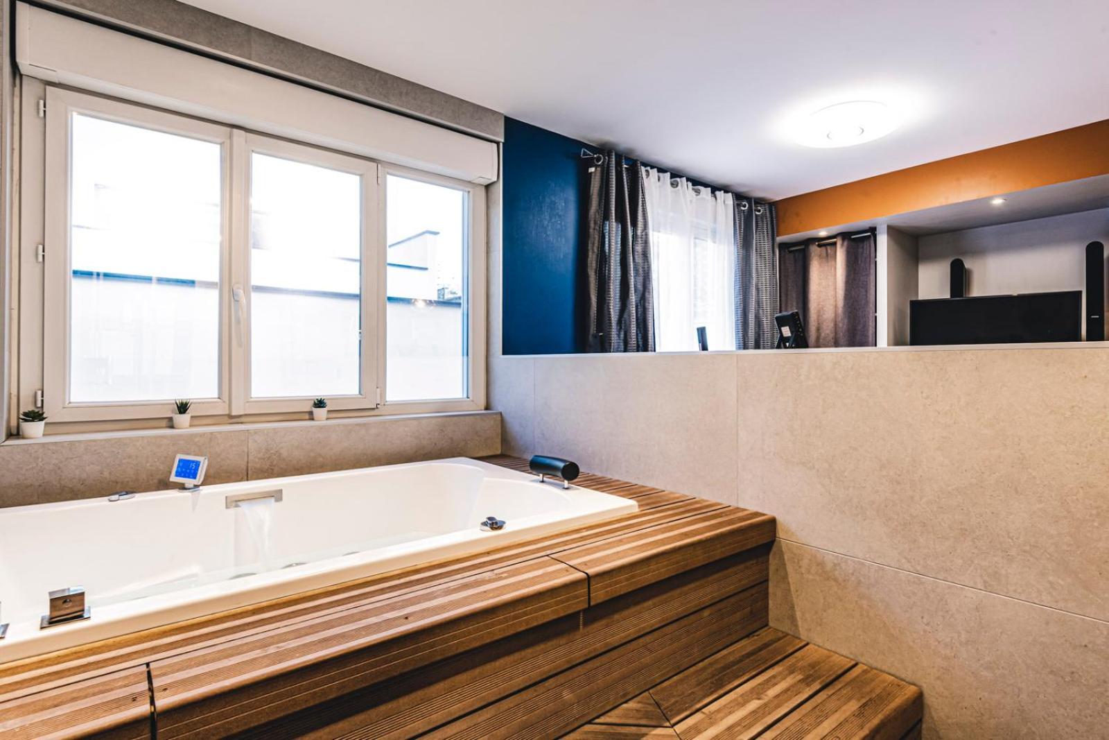 Mv Suite & Spa Reims Exterior photo